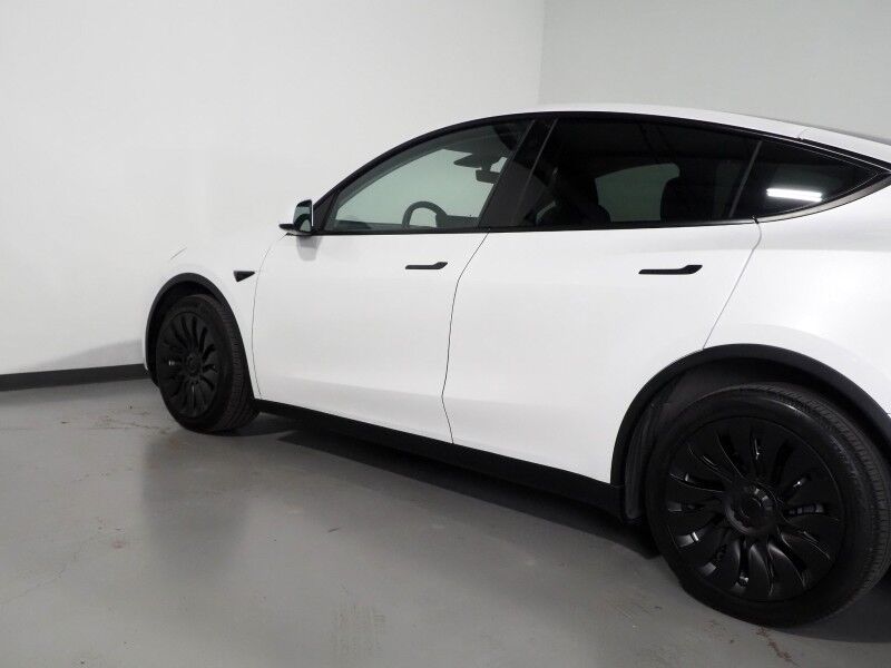 2023 Tesla Model Y Long Range AWD *AUTOPILOT, NAVIGATION, SAFETY ALERTS, ADAPTIVE CRUISE, SURROUND VIEW CAMERAS, PANORAMA GLASS ROOF, HEATED SEATS/STEERING WHEEL, WIRELESS CHARGING Round Rock TX