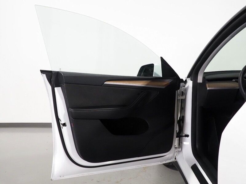 2023 Tesla Model Y Long Range AWD *AUTOPILOT, NAVIGATION, SAFETY ALERTS, ADAPTIVE CRUISE, SURROUND VIEW CAMERAS, PANORAMA GLASS ROOF, HEATED SEATS/STEERING WHEEL, WIRELESS CHARGING Round Rock TX