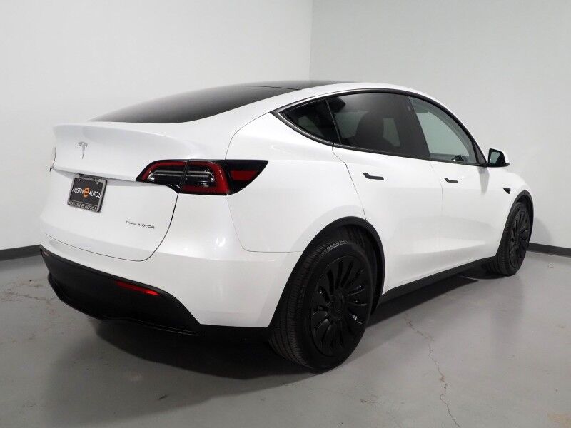 2023 Tesla Model Y Long Range AWD *AUTOPILOT, NAVIGATION, SAFETY ALERTS, ADAPTIVE CRUISE, SURROUND VIEW CAMERAS, PANORAMA GLASS ROOF, HEATED SEATS/STEERING WHEEL, WIRELESS CHARGING Round Rock TX