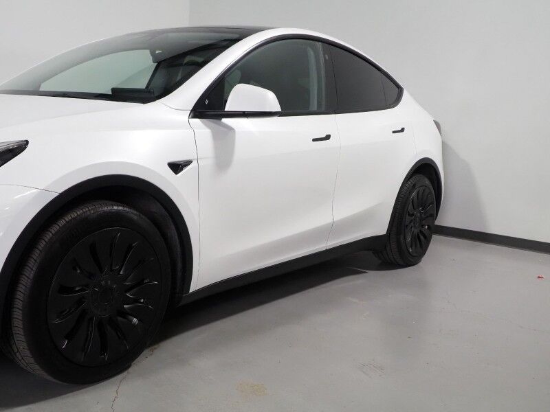 2023 Tesla Model Y Long Range AWD *AUTOPILOT, NAVIGATION, SAFETY ALERTS, ADAPTIVE CRUISE, SURROUND VIEW CAMERAS, PANORAMA GLASS ROOF, HEATED SEATS/STEERING WHEEL, WIRELESS CHARGING Round Rock TX