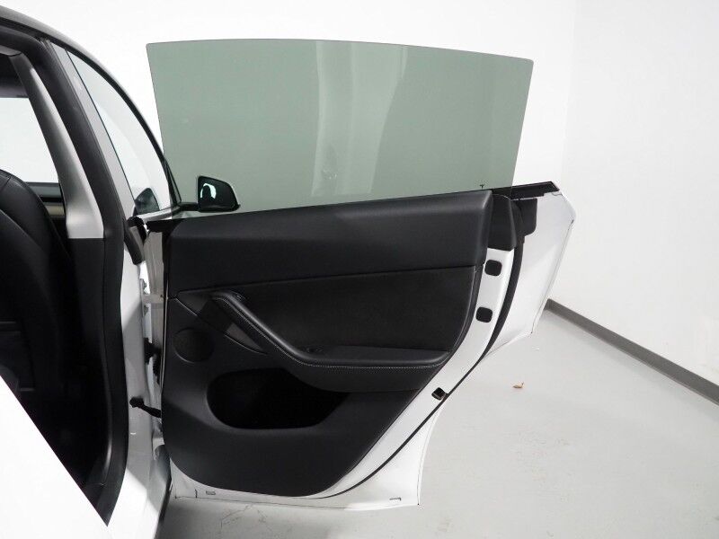 2023 Tesla Model Y Long Range AWD *AUTOPILOT, NAVIGATION, SAFETY ALERTS, ADAPTIVE CRUISE, SURROUND VIEW CAMERAS, PANORAMA GLASS ROOF, HEATED SEATS/STEERING WHEEL, WIRELESS CHARGING Round Rock TX