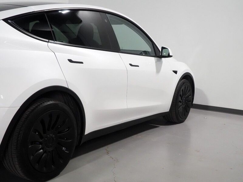 2023 Tesla Model Y Long Range AWD *AUTOPILOT, NAVIGATION, SAFETY ALERTS, ADAPTIVE CRUISE, SURROUND VIEW CAMERAS, PANORAMA GLASS ROOF, HEATED SEATS/STEERING WHEEL, WIRELESS CHARGING Round Rock TX
