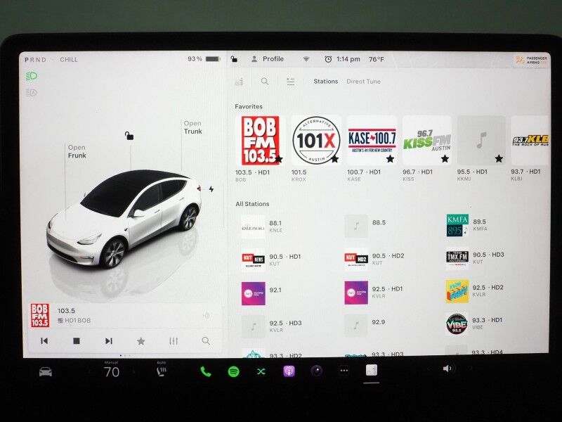 2023 Tesla Model Y Long Range AWD *AUTOPILOT, NAVIGATION, SAFETY ALERTS, ADAPTIVE CRUISE, SURROUND VIEW CAMERAS, PANORAMA GLASS ROOF, HEATED SEATS/STEERING WHEEL, WIRELESS CHARGING Round Rock TX