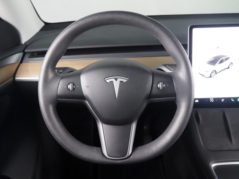 2023 Tesla Model Y Long Range AWD *AUTOPILOT, NAVIGATION, SAFETY ALERTS, ADAPTIVE CRUISE, SURROUND VIEW CAMERAS, PANORAMA GLASS ROOF, HEATED SEATS/STEERING WHEEL, WIRELESS CHARGING Round Rock TX