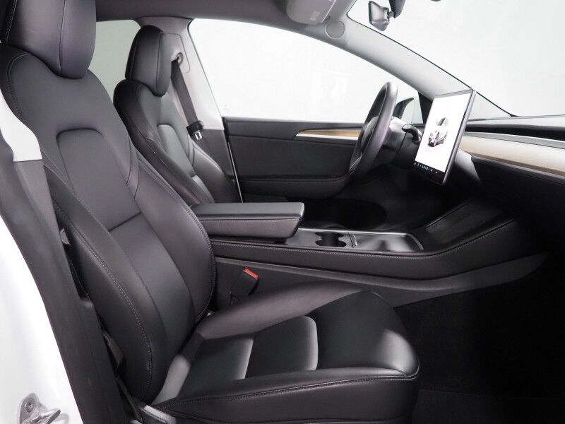 2023 Tesla Model Y Long Range AWD *AUTOPILOT, NAVIGATION, SAFETY ALERTS, ADAPTIVE CRUISE, SURROUND VIEW CAMERAS, PANORAMA GLASS ROOF, HEATED SEATS/STEERING WHEEL, WIRELESS CHARGING Round Rock TX