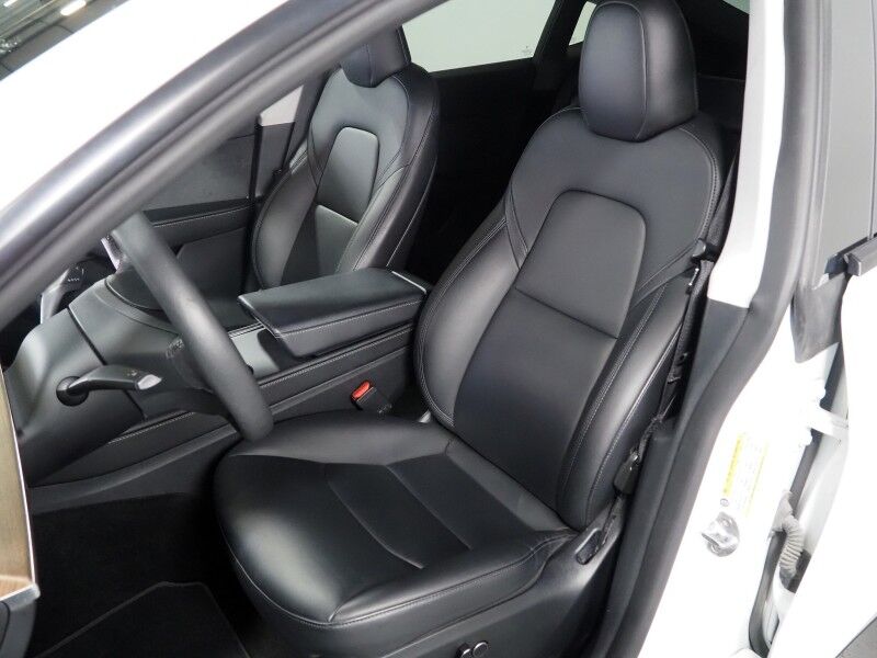 2023 Tesla Model Y Long Range AWD *AUTOPILOT, NAVIGATION, SAFETY ALERTS, ADAPTIVE CRUISE, SURROUND VIEW CAMERAS, PANORAMA GLASS ROOF, HEATED SEATS/STEERING WHEEL, WIRELESS CHARGING Round Rock TX