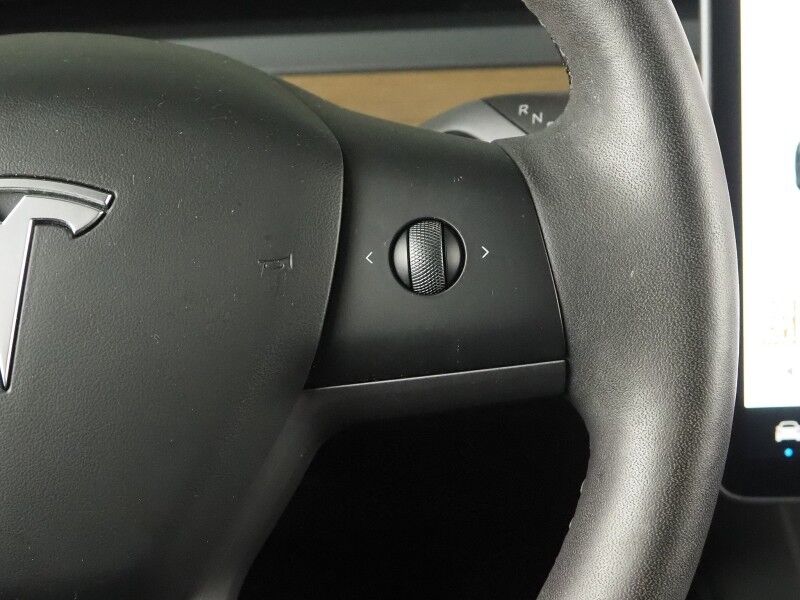 2023 Tesla Model Y Long Range AWD *AUTOPILOT, NAVIGATION, SAFETY ALERTS, ADAPTIVE CRUISE, SURROUND VIEW CAMERAS, PANORAMA GLASS ROOF, HEATED SEATS/STEERING WHEEL, WIRELESS CHARGING Round Rock TX