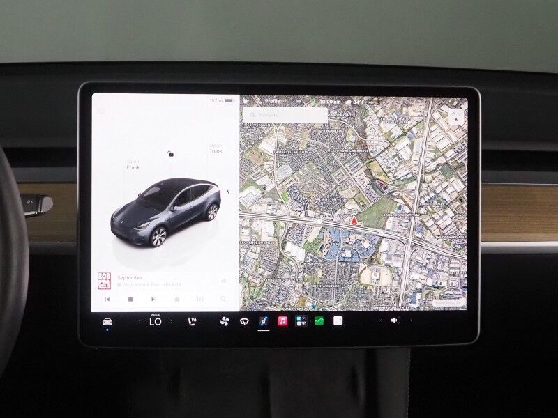 2023 Tesla Model Y Long Range AWD *AUTOPILOT, NAVIGATION, SAFETY ALERTS, ADAPTIVE CRUISE, SURROUND VIEW CAMERAS, PANORAMA GLASS ROOF, HEATED SEATS/STEERING WHEEL, WIRELESS CHARGING Round Rock TX