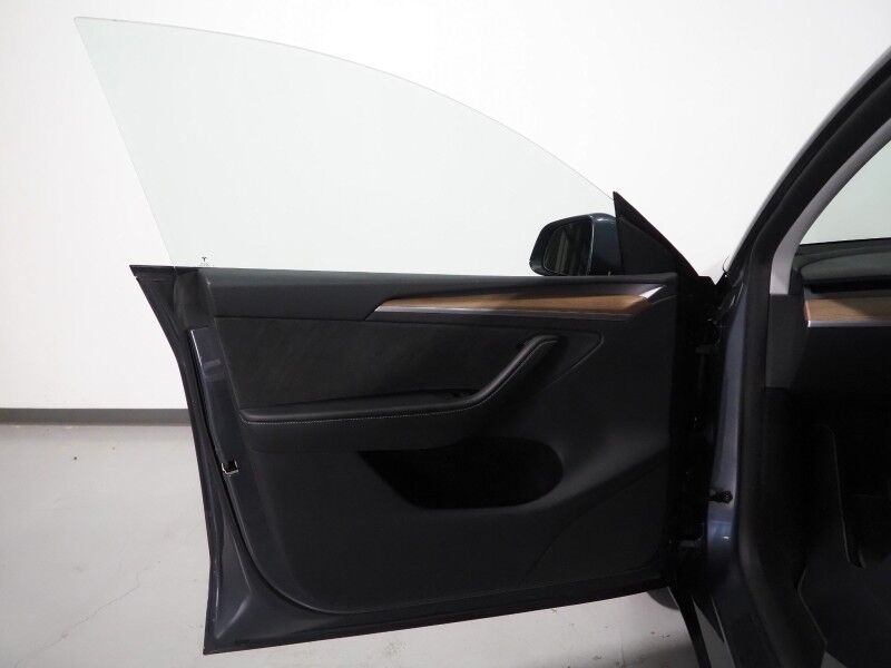 2023 Tesla Model Y Long Range AWD *AUTOPILOT, NAVIGATION, SAFETY ALERTS, ADAPTIVE CRUISE, SURROUND VIEW CAMERAS, PANORAMA GLASS ROOF, HEATED SEATS/STEERING WHEEL, WIRELESS CHARGING Round Rock TX