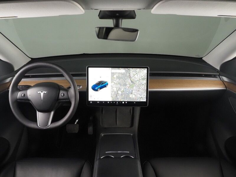 2023 Tesla Model Y Long Range AWD *AUTOPILOT, NAVIGATION, SAFETY ALERTS, ADAPTIVE CRUISE, SURROUND VIEW CAMERAS, PANORAMA GLASS ROOF, HEATED SEATS/STEERING WHEEL, WIRELESS CHARGING