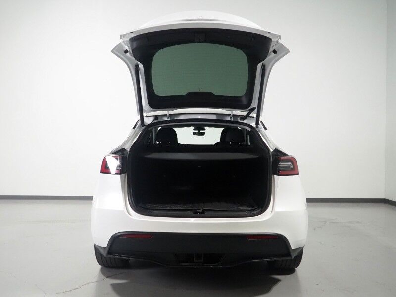 2023 Tesla Model Y Long Range AWD *AUTOPILOT, NAVIGATION, SAFETY ALERTS, ADAPTIVE CRUISE, SURROUND VIEW CAMERAS, PANORAMA GLASS ROOF, HEATED SEATS/STEERING WHEEL, WIRELESS CHARGING Round Rock TX