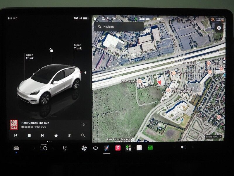 2023 Tesla Model Y Long Range AWD *AUTOPILOT, NAVIGATION, SAFETY ALERTS, ADAPTIVE CRUISE, SURROUND VIEW CAMERAS, PANORAMA GLASS ROOF, HEATED SEATS/STEERING WHEEL, WIRELESS CHARGING Round Rock TX