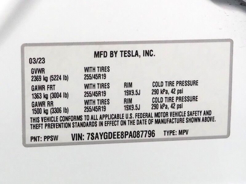 2023 Tesla Model Y Long Range AWD *AUTOPILOT, NAVIGATION, SAFETY ALERTS, ADAPTIVE CRUISE, SURROUND VIEW CAMERAS, PANORAMA GLASS ROOF, HEATED SEATS/STEERING WHEEL, WIRELESS CHARGING Round Rock TX