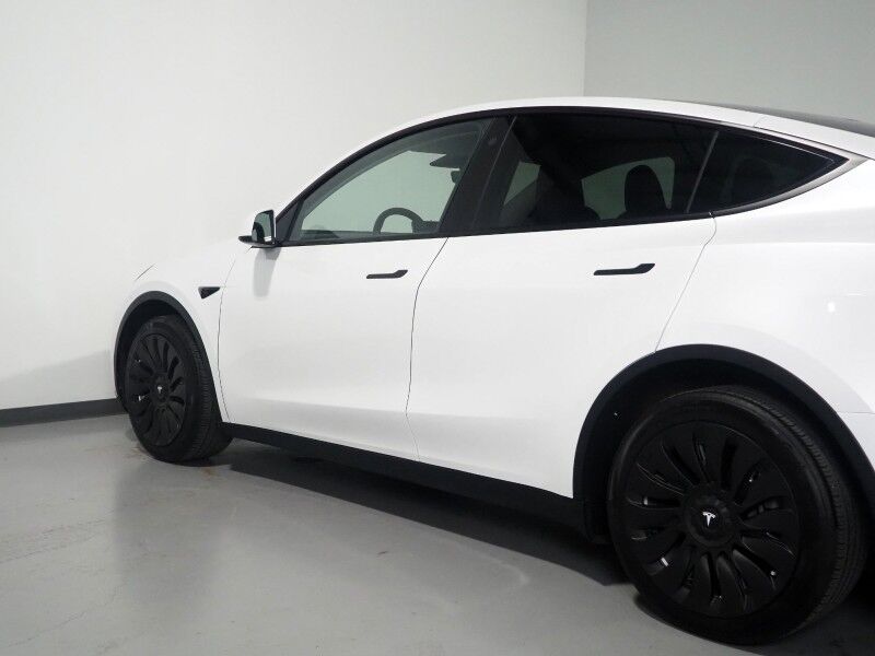 2023 Tesla Model Y Long Range AWD *AUTOPILOT, NAVIGATION, SAFETY ALERTS, ADAPTIVE CRUISE, SURROUND VIEW CAMERAS, PANORAMA GLASS ROOF, HEATED SEATS/STEERING WHEEL, WIRELESS CHARGING Round Rock TX