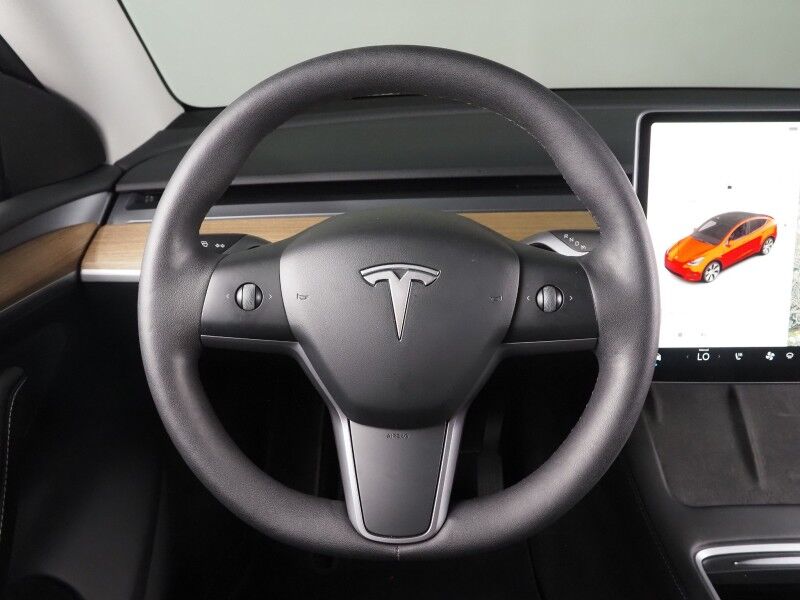 2023 Tesla Model Y Long Range AWD *AUTOPILOT, NAVIGATION, SAFETY ALERTS, ADAPTIVE CRUISE, SURROUND VIEW CAMERAS, PANORAMA GLASS ROOF, HEATED SEATS/STEERING WHEEL, WIRELESS CHARGING Round Rock TX