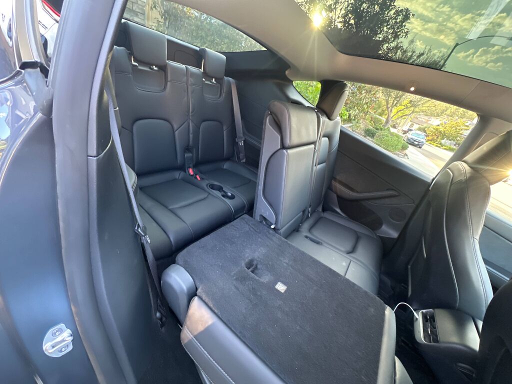 2023 Tesla Model Y Long Range AWD HW4 7 Pass Folsom CA