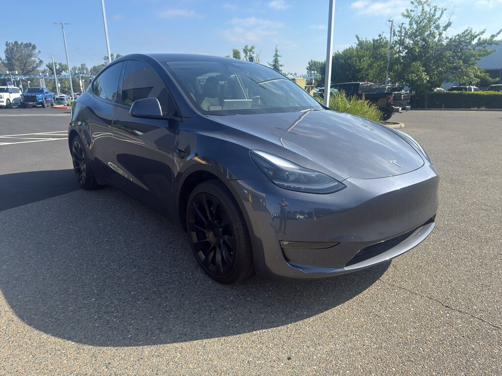 2023 Tesla Model Y Long Range AWD HW4 7 Pass