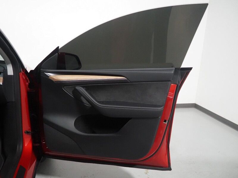 2023 Tesla Model Y Long Range AWD *TRAFFIC AWARE CRUISE CONTROL, NAVIGATION, SAFETY ALERTS, SURROUND VIEW CAMERAS, PANORAMA GLASS ROOF, HEATED SEATS/STEERING WHEEL, 20 INCH INDUCTION WHEELS, WIRELESS CHARGING, 20 INCH INDUCTION WHEELS Round Rock TX