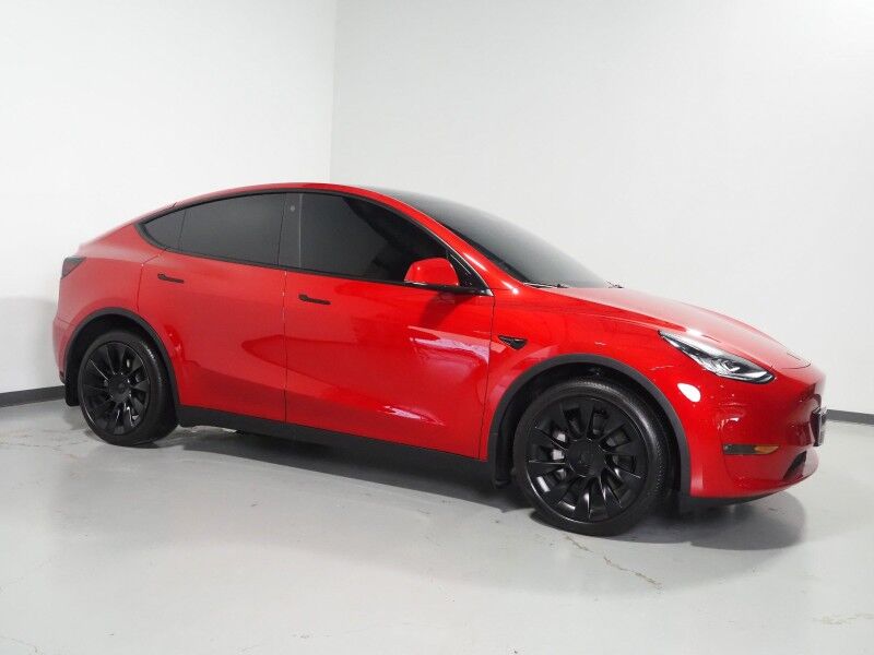 2023 Tesla Model Y Long Range AWD *TRAFFIC AWARE CRUISE CONTROL, NAVIGATION, SAFETY ALERTS, SURROUND VIEW CAMERAS, PANORAMA GLASS ROOF, HEATED SEATS/STEERING WHEEL, 20 INCH INDUCTION WHEELS, WIRELESS CHARGING, 20 INCH INDUCTION WHEELS