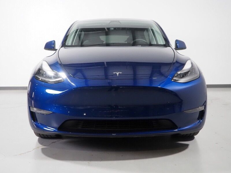 2023 Tesla Model Y Long Range AWD *TRAFFIC AWARE CRUISE CONTROL, NAVIGATION, SAFETY ALERTS, SURROUND VIEW CAMERAS, PANORAMA GLASS ROOF, HEATED SEATS/STEERING WHEEL, WIRELESS CHARGING Round Rock TX
