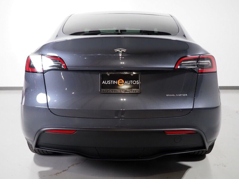 2023 Tesla Model Y Long Range AWD *TRAFFIC AWARE CRUISE CONTROL, NAVIGATION, SAFETY ALERTS, SURROUND VIEW CAMERAS, PANORAMA GLASS ROOF, HEATED SEATS/STEERING WHEEL, WIRELESS CHARGING Round Rock TX