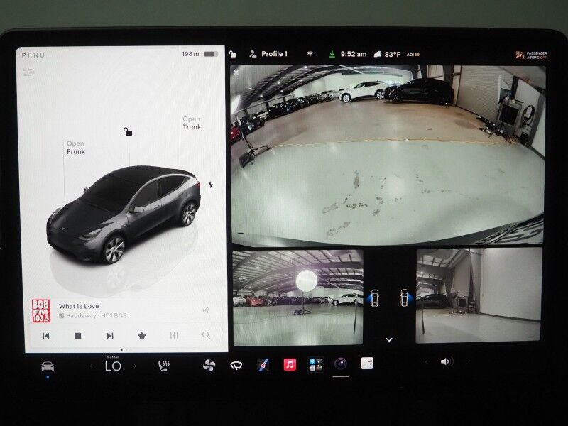 2023 Tesla Model Y Long Range AWD *TRAFFIC AWARE CRUISE CONTROL, NAVIGATION, SAFETY ALERTS, SURROUND VIEW CAMERAS, PANORAMA GLASS ROOF, HEATED SEATS/STEERING WHEEL, WIRELESS CHARGING Round Rock TX