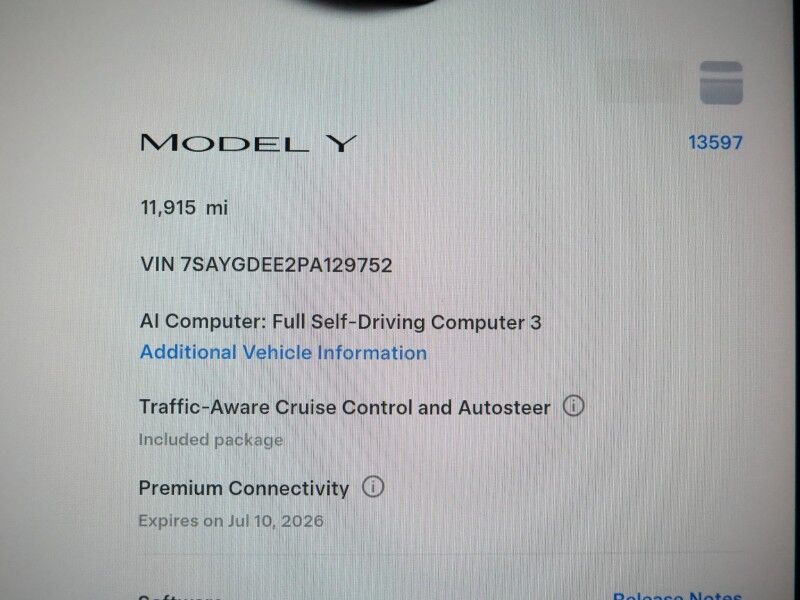 2023 Tesla Model Y Long Range AWD *TRAFFIC AWARE CRUISE CONTROL, NAVIGATION, SAFETY ALERTS, SURROUND VIEW CAMERAS, PANORAMA GLASS ROOF, HEATED SEATS/STEERING WHEEL, WIRELESS CHARGING Round Rock TX