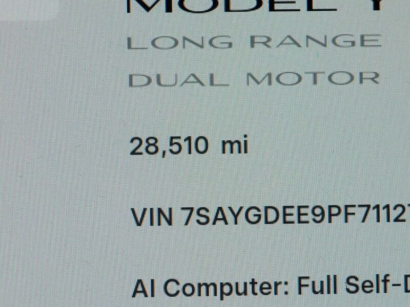 2023 Tesla Model Y Long Range AWD *TRAFFIC AWARE CRUISE CONTROL, NAVIGATION, SAFETY ALERTS, SURROUND VIEW CAMERAS, PANORAMA GLASS ROOF, HEATED SEATS/STEERING WHEEL, WIRELESS CHARGING Round Rock TX