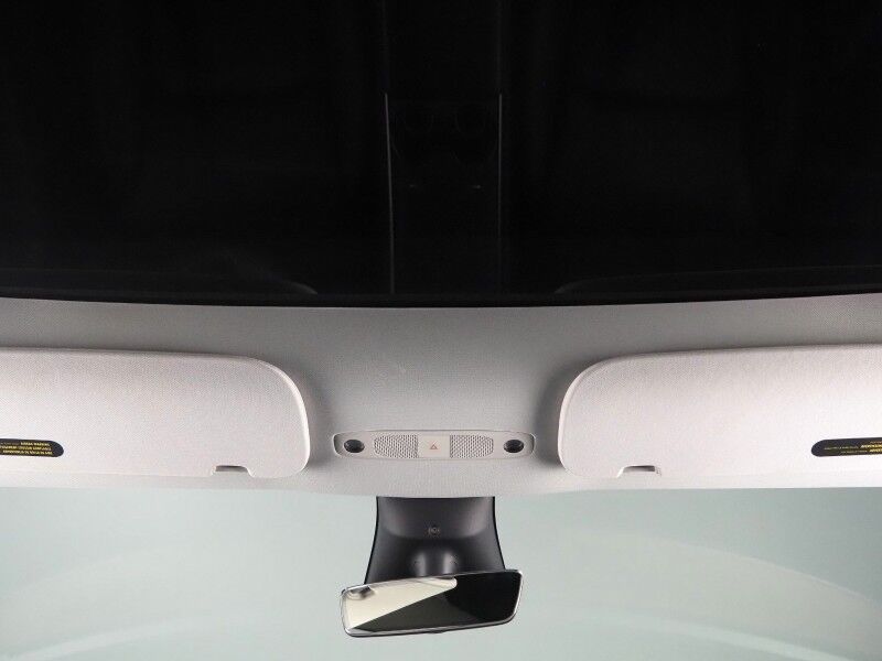 2023 Tesla Model Y Long Range AWD *TRAFFIC AWARE CRUISE CONTROL, NAVIGATION, SAFETY ALERTS, SURROUND VIEW CAMERAS, PANORAMA GLASS ROOF, HEATED SEATS/STEERING WHEEL, WIRELESS CHARGING Round Rock TX