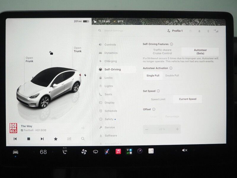 2023 Tesla Model Y Long Range AWD *TRAFFIC AWARE CRUISE CONTROL, NAVIGATION, SAFETY ALERTS, SURROUND VIEW CAMERAS, PANORAMA GLASS ROOF, HEATED SEATS/STEERING WHEEL, WIRELESS CHARGING Round Rock TX
