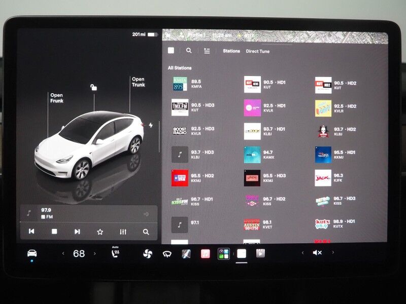 2023 Tesla Model Y Long Range AWD *TRAFFIC AWARE CRUISE CONTROL, NAVIGATION, SAFETY ALERTS, SURROUND VIEW CAMERAS, PANORAMA GLASS ROOF, HEATED SEATS/STEERING WHEEL, WIRELESS CHARGING Round Rock TX