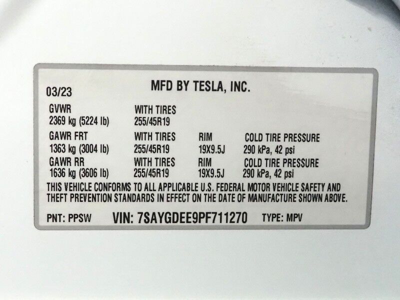 2023 Tesla Model Y Long Range AWD *TRAFFIC AWARE CRUISE CONTROL, NAVIGATION, SAFETY ALERTS, SURROUND VIEW CAMERAS, PANORAMA GLASS ROOF, HEATED SEATS/STEERING WHEEL, WIRELESS CHARGING Round Rock TX