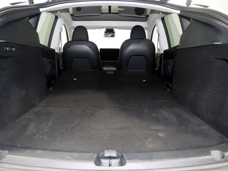 2023 Tesla Model Y Long Range AWD *TRAFFIC AWARE CRUISE CONTROL, NAVIGATION, SAFETY ALERTS, SURROUND VIEW CAMERAS, PANORAMA GLASS ROOF, HEATED SEATS/STEERING WHEEL, WIRELESS CHARGING Round Rock TX