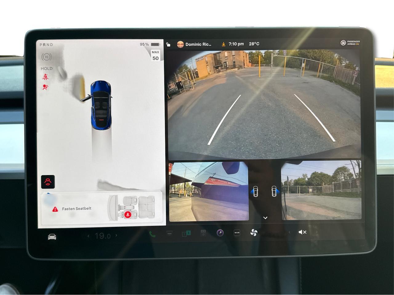 2023 Tesla Model Y Long Range AWD/WHITE INTERIOR/NO ACCIDENT Richmond Hill ON