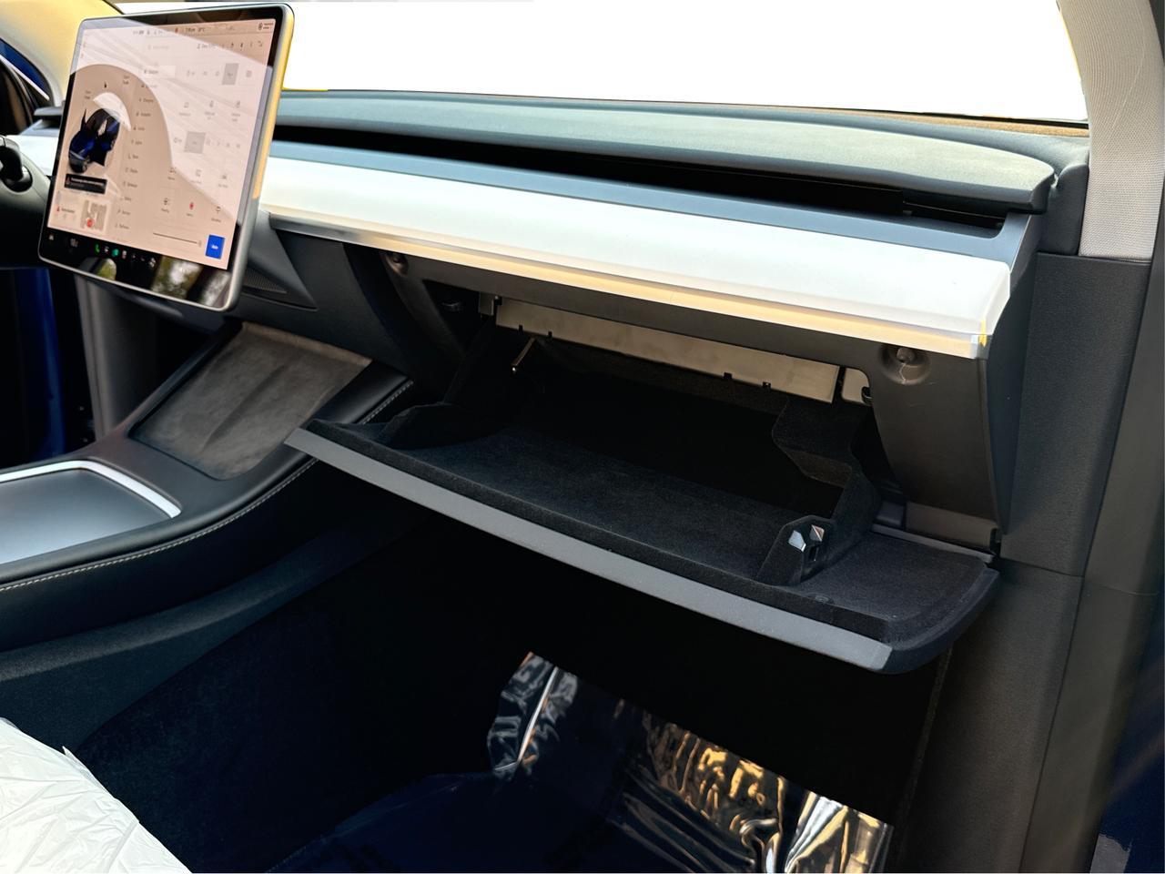 2023 Tesla Model Y Long Range AWD/WHITE INTERIOR/NO ACCIDENT Richmond Hill ON