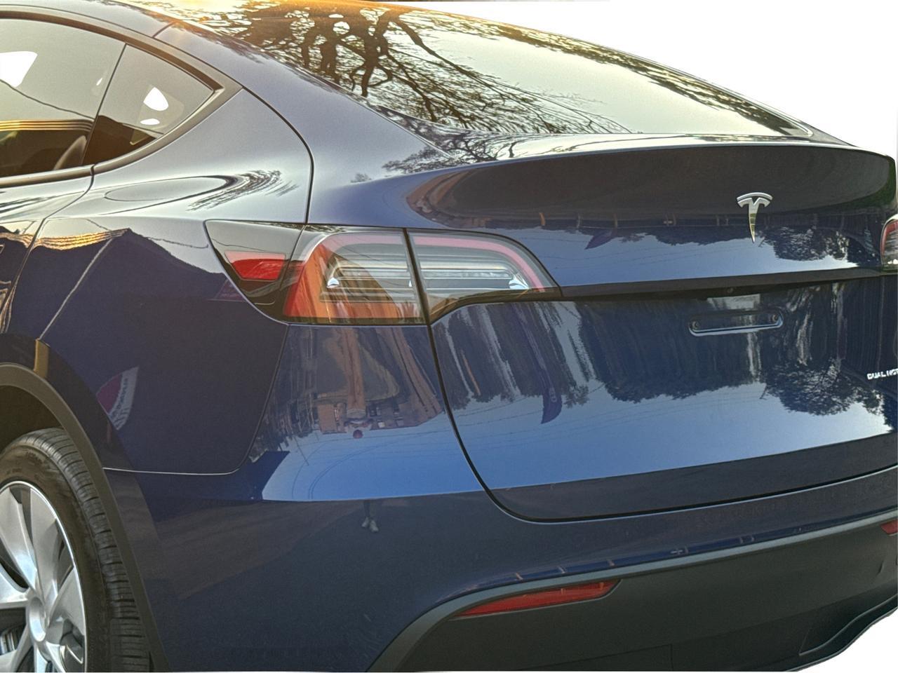 2023 Tesla Model Y Long Range AWD/WHITE INTERIOR/NO ACCIDENT Richmond Hill ON