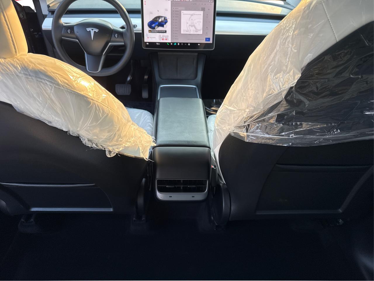 2023 Tesla Model Y Long Range AWD/WHITE INTERIOR/NO ACCIDENT Richmond Hill ON