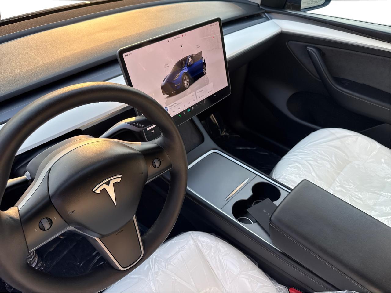 2023 Tesla Model Y Long Range AWD/WHITE INTERIOR/NO ACCIDENT Richmond Hill ON