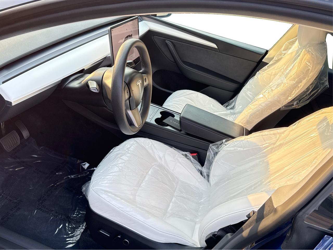 2023 Tesla Model Y Long Range AWD/WHITE INTERIOR/NO ACCIDENT Richmond Hill ON