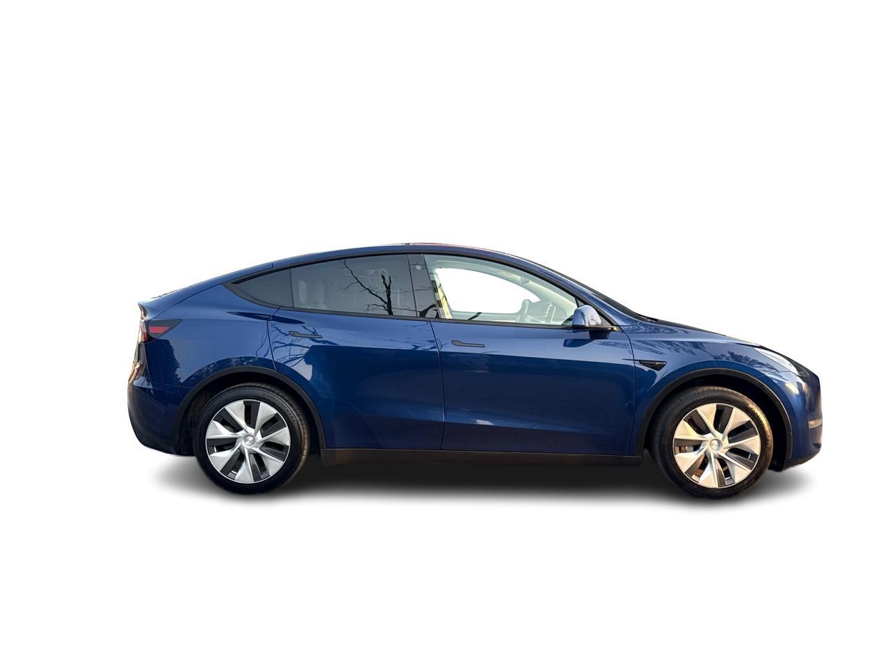 2023 Tesla Model Y Long Range AWD/WHITE INTERIOR/NO ACCIDENT Richmond Hill ON