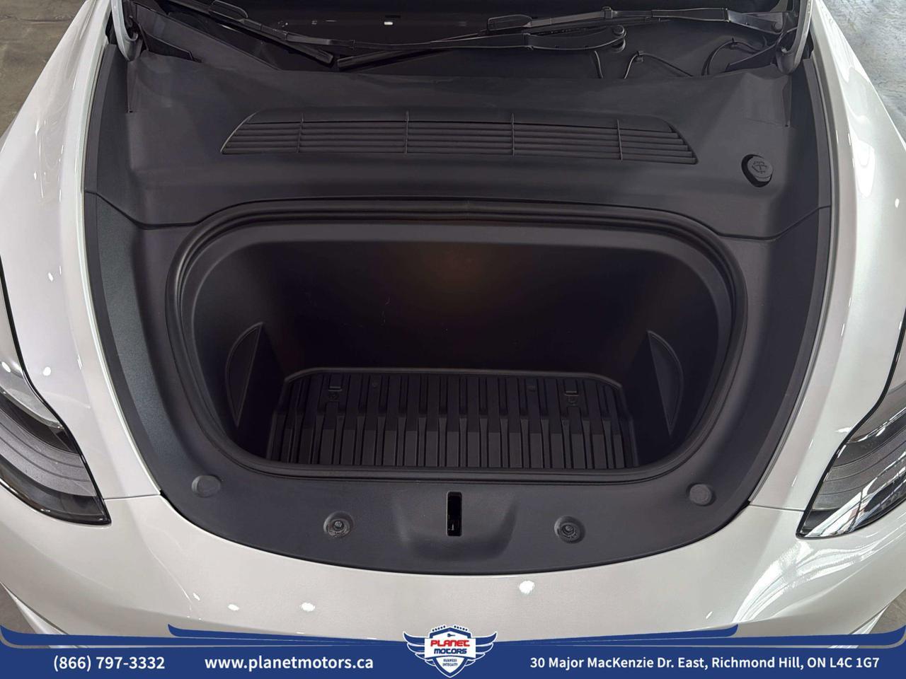 2023 Tesla Model Y Long Range AWD/WHITE INTERIOR/NO ACCIDENT Richmond Hill ON