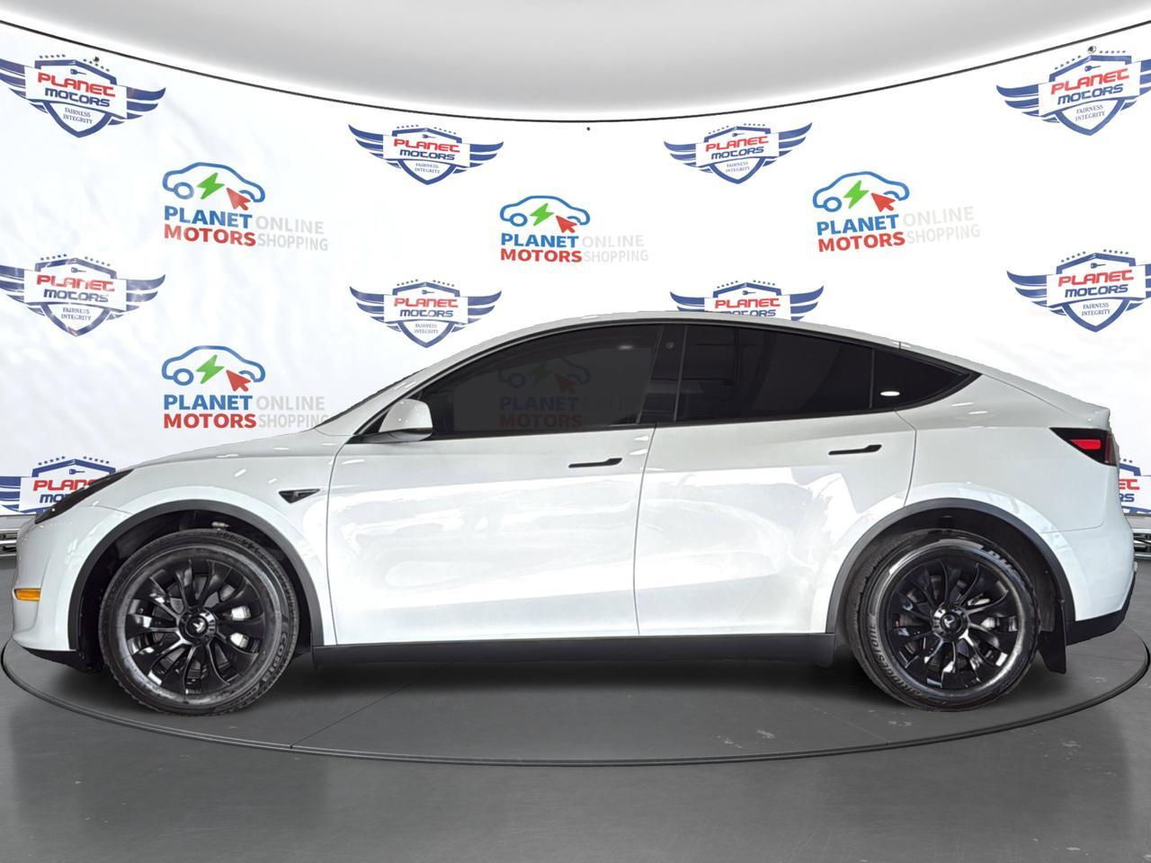 2023 Tesla Model Y Long Range AWD/WHITE INTERIOR/NO ACCIDENT Richmond Hill ON
