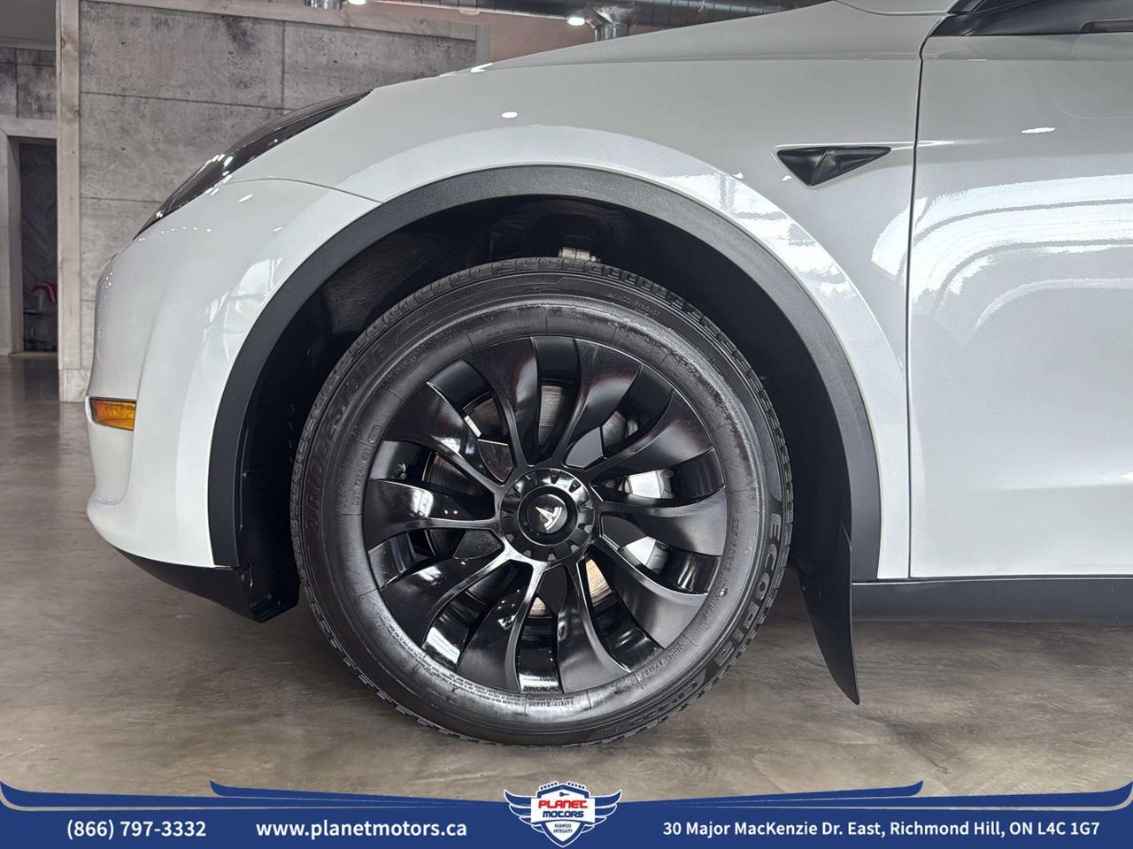 2023 Tesla Model Y Long Range AWD/WHITE INTERIOR/NO ACCIDENT Richmond Hill ON