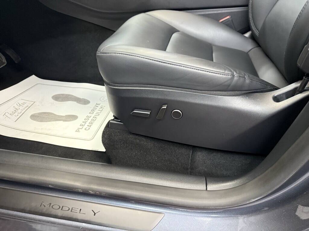 2023 Tesla Model Y Long Range Royal Oak MI