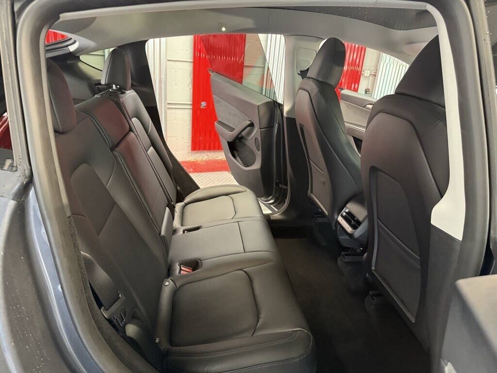 2023 Tesla Model Y Long Range Royal Oak MI