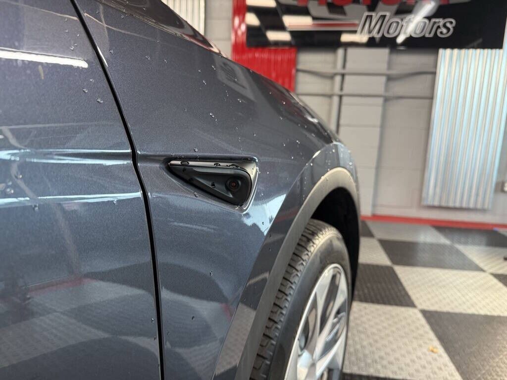 2023 Tesla Model Y Long Range Royal Oak MI