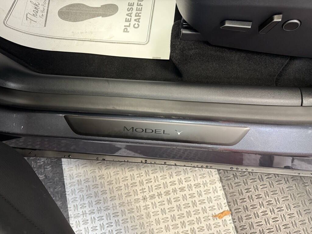 2023 Tesla Model Y Long Range Royal Oak MI