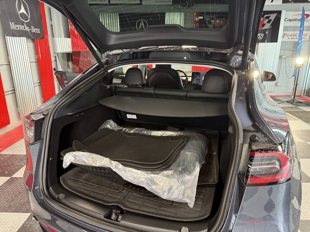 2023 Tesla Model Y Long Range Royal Oak MI