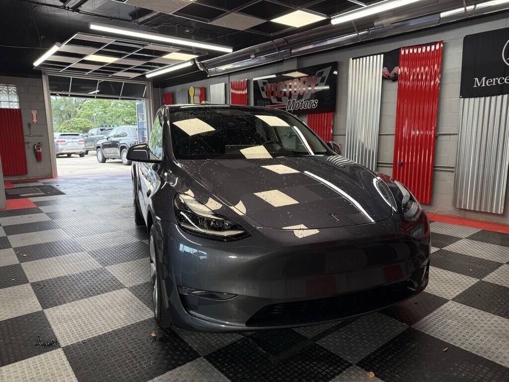 2023 Tesla Model Y Long Range Royal Oak MI