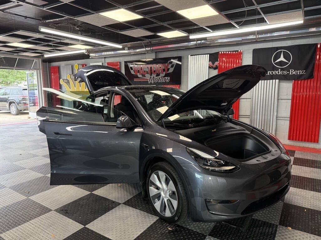 2023 Tesla Model Y Long Range Royal Oak MI